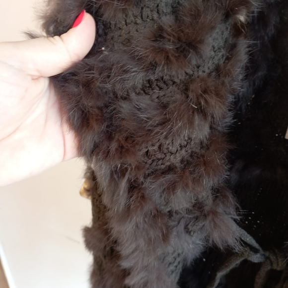 Ameise Faux Fur Knitted Vest NWT - Picture 8 of 17